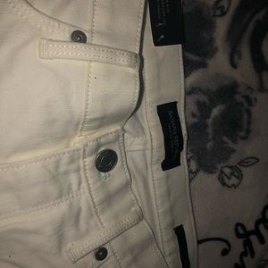 Banana Republic White skinny jeans